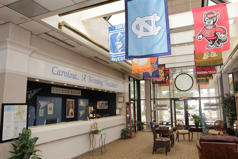 Chapel Hill University Inn Екстериор снимка