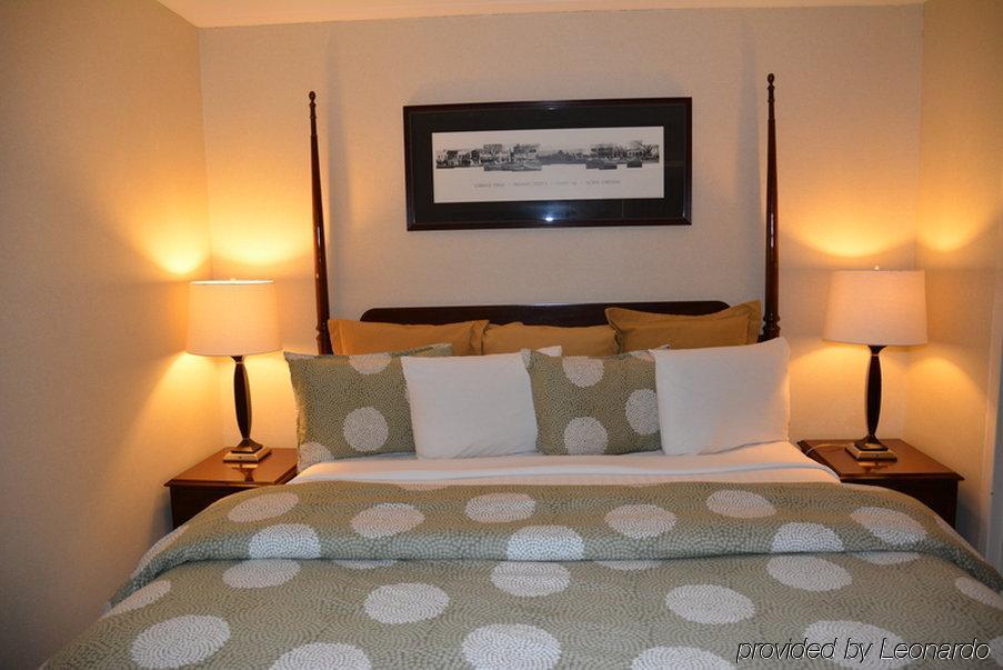 Chapel Hill University Inn Екстериор снимка