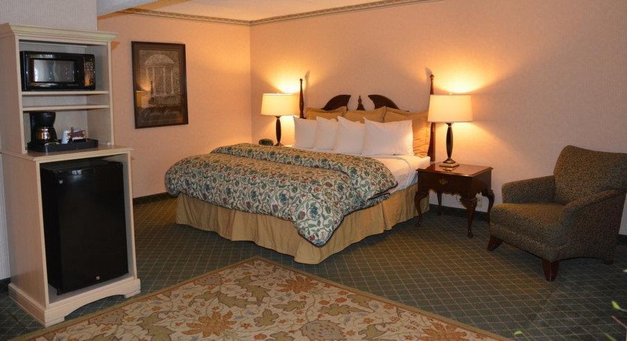 Chapel Hill University Inn Стая снимка