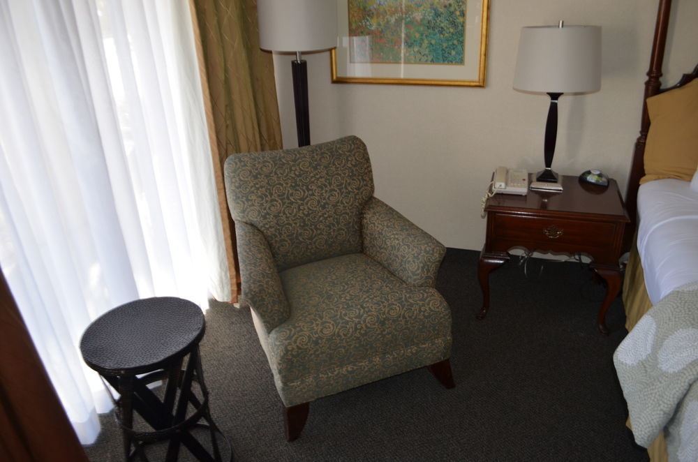 Chapel Hill University Inn Екстериор снимка
