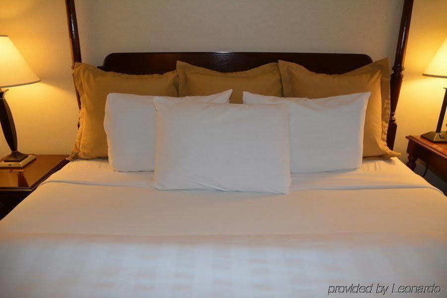Chapel Hill University Inn Екстериор снимка