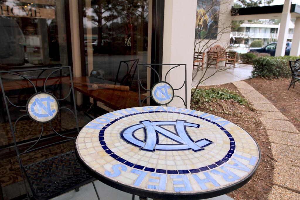 Chapel Hill University Inn Екстериор снимка